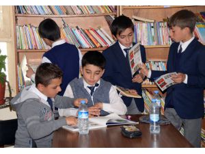 Sarıkamış'ta Kitap Okuma Alışkanlığına İlgi Artıyor