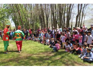 Bitlis'te Piknik Ve Uçurtma Şenliği