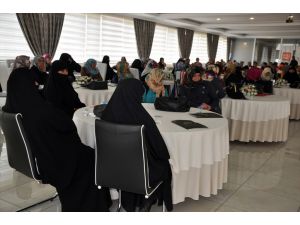 Muş'ta Kız Çocuklarının Eğitime Devam Etmesi İçin Seminer Düzenlendi