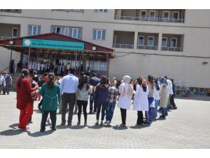 Engelli Öğrencilere Animasyon Gösterisi