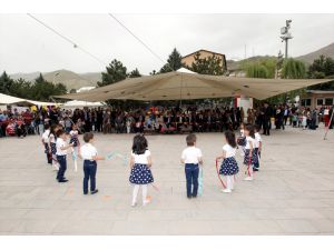 Hakkari'de 'Okul Öncesi Çocuk Şenliği'