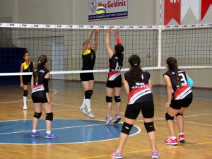 Kulüplerarası Minik Kızlar Grup Müsabakaları Bitti