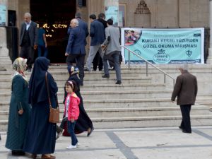 'Kur'an-ı Kerim'i Yüzünden Güzel Okuma Yarışması'