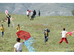 Pazaryolu'nda Uçurtma Şenliği