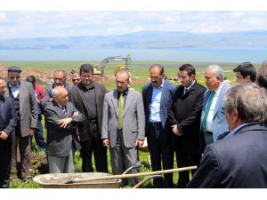 Arpaçay İlçesinde Modern Süt Üretim Tesisinin Temeli Atıldı