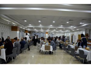 İlim Yayma Cemiyeti Bitlis Şubesinin İftar Yemeği