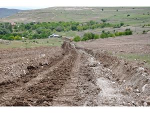 Malatya Büyükşehir Belediyesinden Arapgir'de Yol Çalışması