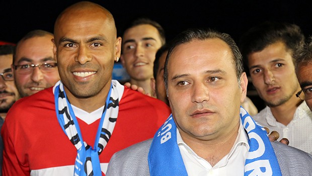 Erzurum Spor Bombayı Patlattı