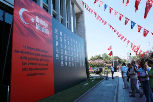 İstanbul Şehitlerine Vefa