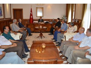 Esnaf Camiasından Vali Toprak'a Ziyaret