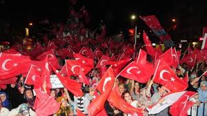 Ağrı'da Halk Meydanları Boş Bırakmıyor