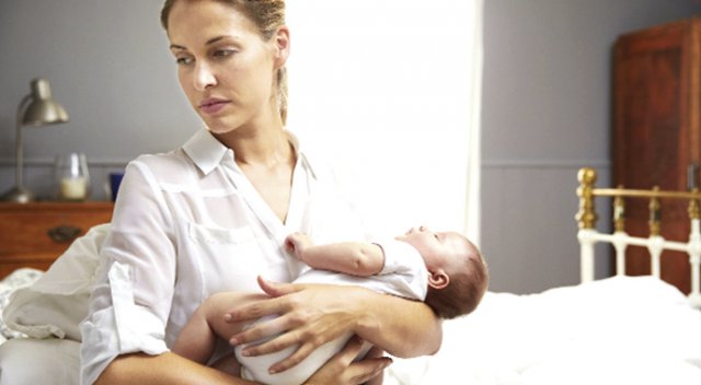 Yeni Doğum Yapan Anneler Depresyona Dikkat!