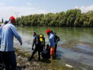 Murat Nehrinde Kaybolan Gencin Cansız Bedenine Ulaşıldı