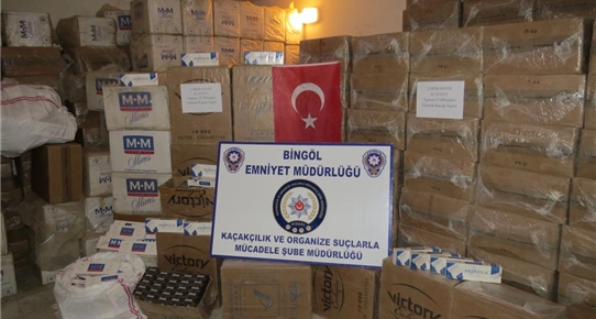 Bingöl'de 13 Bin 740 Paket Kaçak Sigara Yakalandı