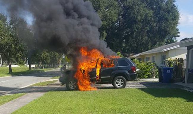 Note 7 Araç içerisinde Patladı