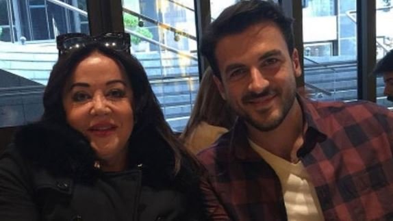 Oya Aydoğan'ın özel kasasından çıkanlar çok şaşırttı ! Oya Aydoğan'ın özel kasasından çıkanlar çok şaşırttı !