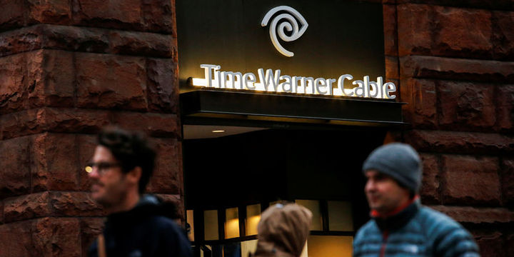 ABD'li telekomünikasyon şirketi Time Warner'ı yaklaşık 85 milyar dolara satın alacağı duyuruldu