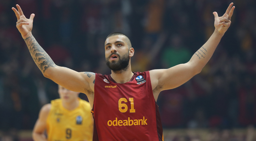 Fenerbahçe'den Göksenin Köksal açıklaması ? Şikayetçi Olacağız ! Fenerbahçe'den Göksenin Köksal açıklaması ? Şikayetçi Olacağız !