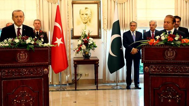 Cumhurbaşkanı Erdoğan Pakistan'da Ortak Bildiri yayımlandı