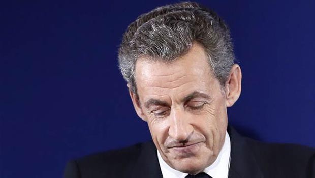 Fransa'da o aday kazandı ? Nicolas Sarkozy veda mı ediyor