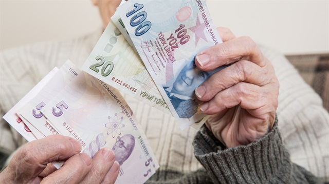 Emekli maaşına yüzde 15 artırmanın yolunu açıldı ? Emekli maaşına yüzde 15 artırmanın yolunu açıldı ?