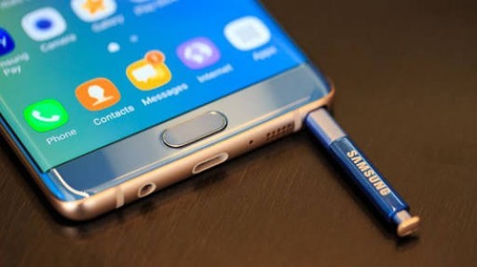 Samsung'un Pil Tasarımı, Galaxy Note 7 Patlamalasına Sebep Oldu !