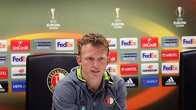 En güzeli Fenerbahçe ve Feyenoord Kuyt'un Açıklaması !
