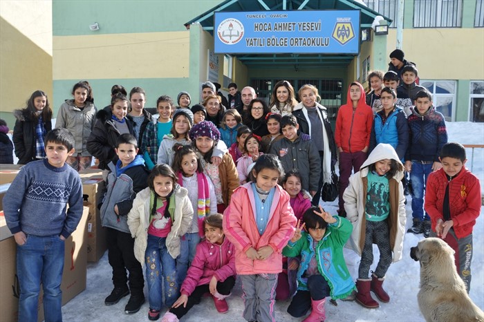 Ovacık'ta yatılı bir okuldaki Öğrencilere Bisiklet Yardımı