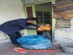 Ağrı Belediyesi Denetimlerde Gramajı Eksik Ekmekleri Toplayrak Halka Dağıttı