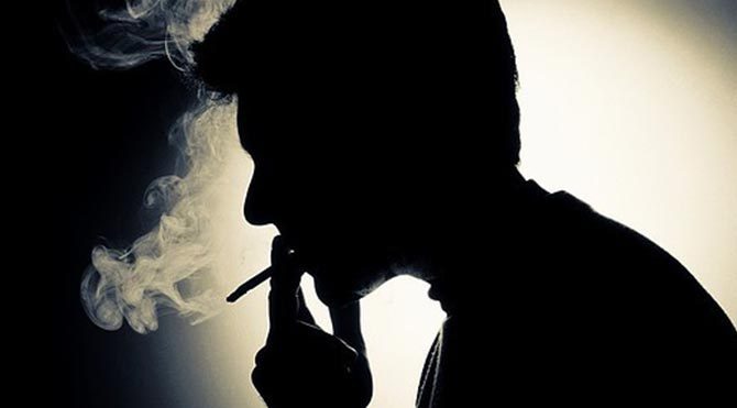 Prof. Dr. Semih Özbayrak Sigara içenlerde ağız kanseri riski !