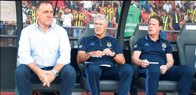 Dick Advocaat ve yardımcıları günlerdir Başakşehir'i yıkım planı ?