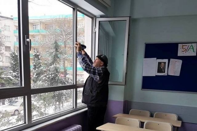 Okullar Oğrenciler İçin Yeniden Hazırlandı Okullar Oğrenciler İçin Yeniden Hazırlandı