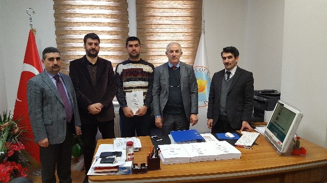 Yaşayan Diller Enstitüsünde Yabancı Uyruklu İlk Mezun