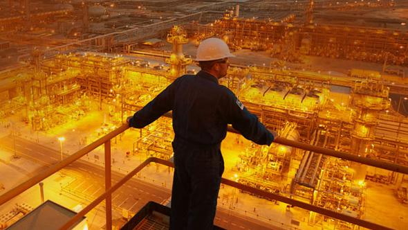 Suudi Arabistan'ın dev petrol şirketi Saudi Aramco öne çıkıyor ?