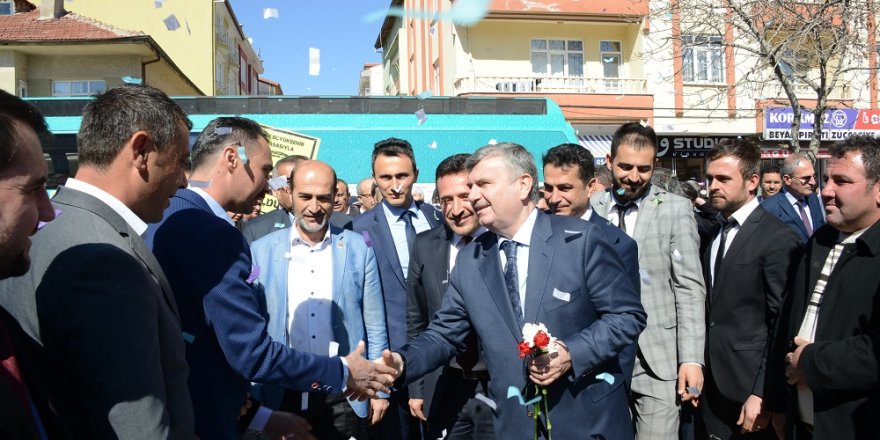 15 Yıl Sonra 7 Yıl Yanlız Yaşadı