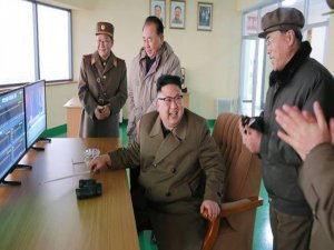 Kuzey Kore Tehdit Edercesine Roketleri Fırlattı !