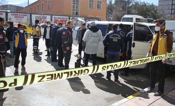 3 gündür park halinde olan İran plakalı arac sahibi ölü bulundu