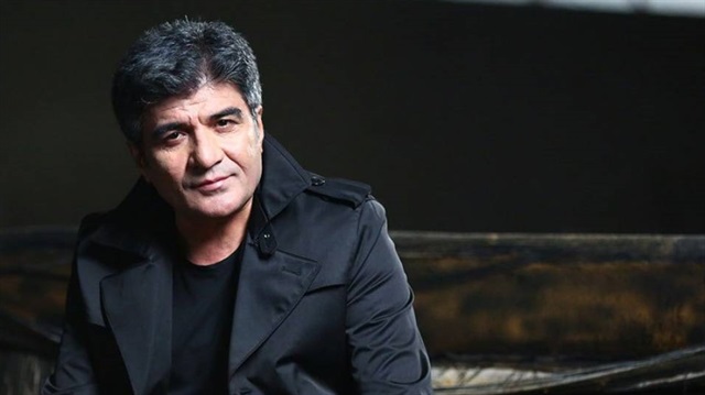 İbrahim Erkal'ın kötü haberini alan ailesi, sevenleri ve arkadaşları hastaneye koştu.