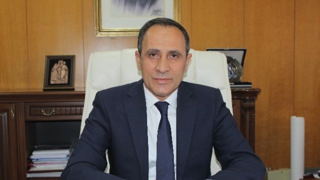 Fırat Üniversitesi Rektörü Prof. Dr. Kutbeddin Demirdağ, yeni yapılan binaya denetim yaptı