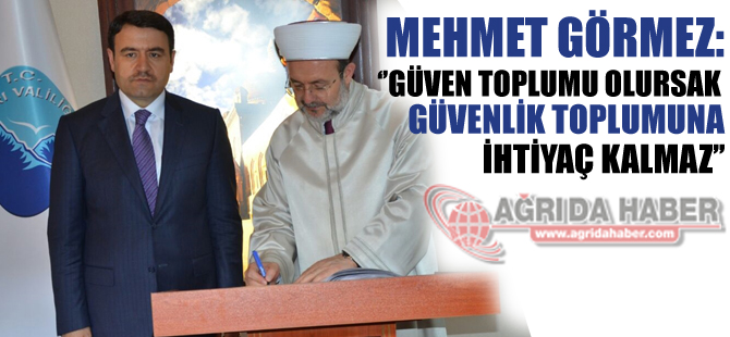Mehmet Görmez : 'Güven toplumu olursak, güvenlik toplumuna ihtiyaç kalmaz'