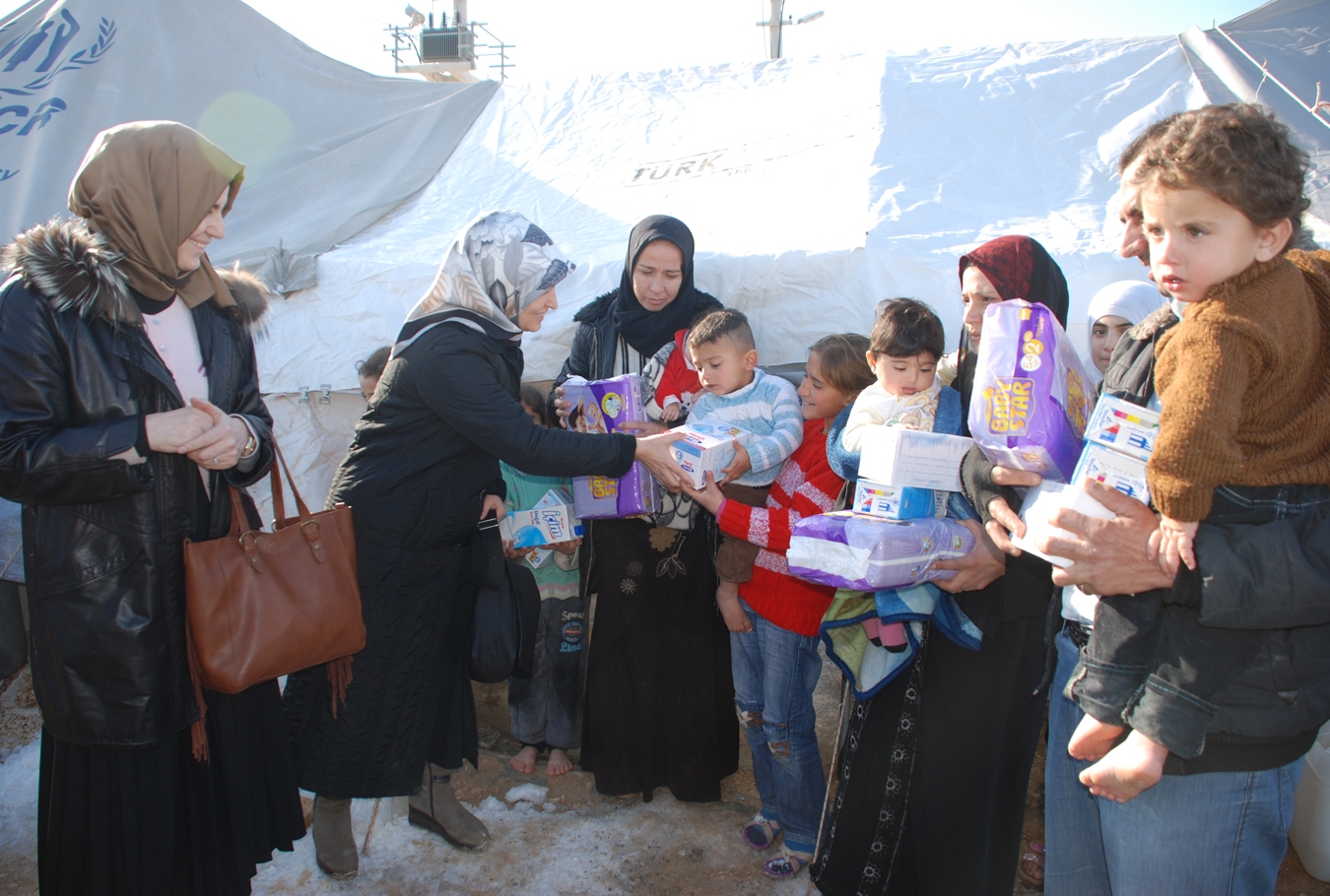 Malatya Belediyesinden mültecilere yardım eli