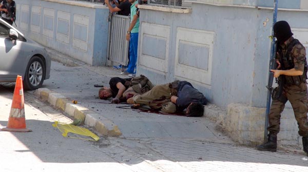 Tunceli'de Çatışma! Biri ölü, Biri Yaralı, 7'si de teslim olan teröristler etkisiz hale getirildi