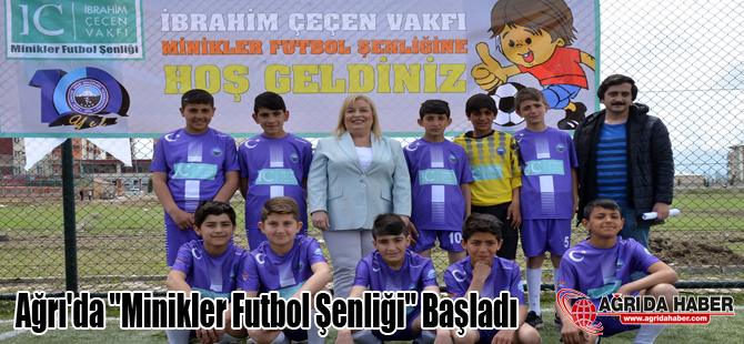 Ağrı'da Minikler Futbol Şenliği Başladı