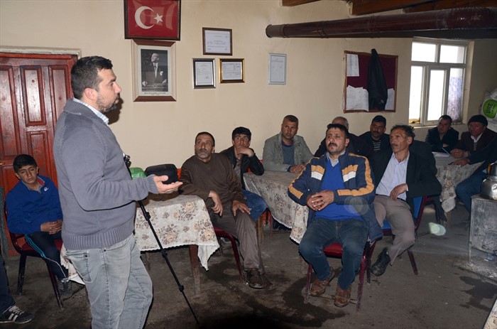 Sarıkamış ilçesindeki ormanlık alanda yaşayan boz ayıların göç etmesiyle turizme katkı sağlanacak