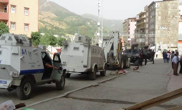 Hakkari'de Terör Saldırısı sonucu bir asker şehit oldu, iki asker yaralandı