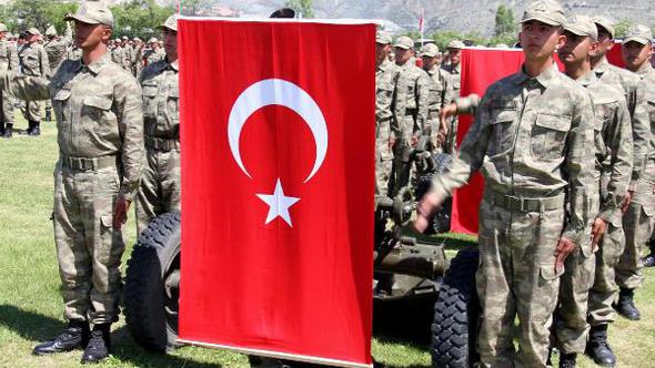 Erzincan'da Acemi Erler Yemin Etti