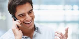 İki Kişiden Biri Araç Kullanırken Telefonla Konuşuyor