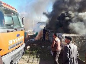 Kars'ta Korkutan Ev Yangını