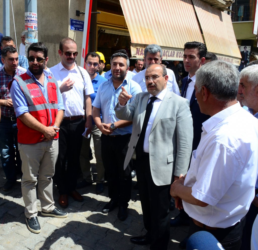 Bitlis'te Sokak Sağlıklaştırma Çalışmaları