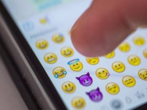 Apple'dan Dünya Emoji Gününde Yeni Emoji Bildirimi